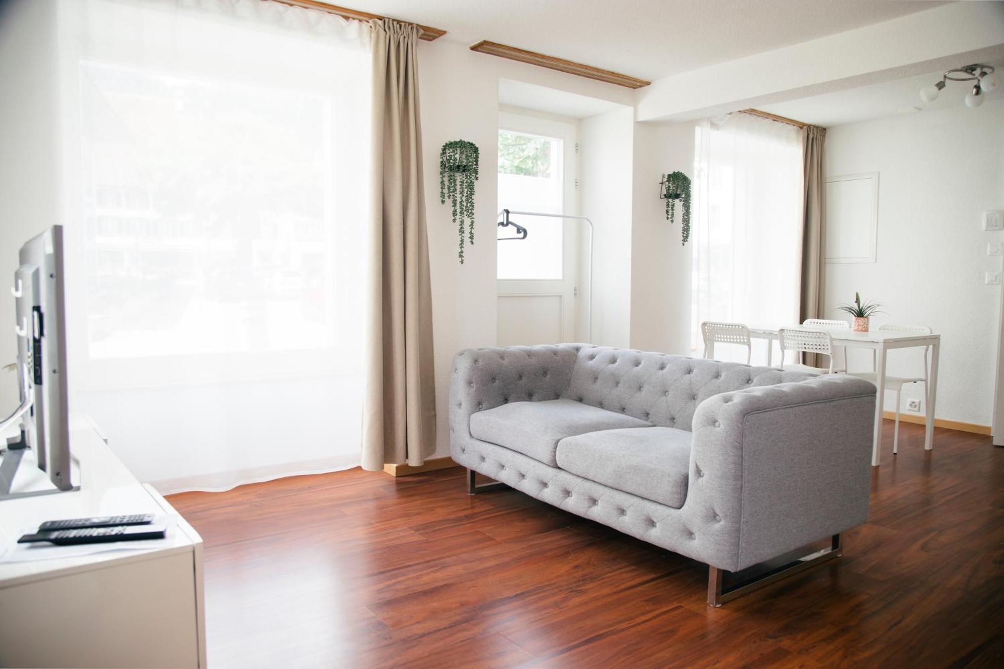 Nimbuzzz Apartments Unterseen Екстериор снимка